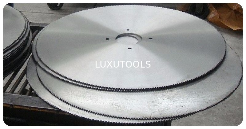 Big Size Steel Circcular Saw Blade for wood cutting 1200mm x 6.5mm x 30mm Z=160